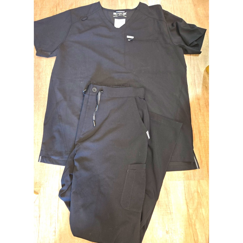 Ariat Men's Scrub Set L Black Solid Knit Stretch Top & Pants